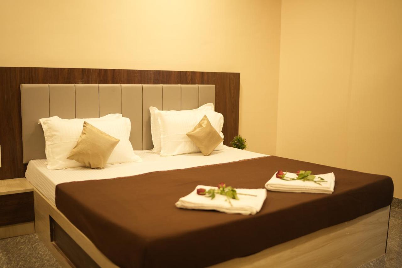 Hotel Sitara Inn Ratnāgiri Eksteriør billede